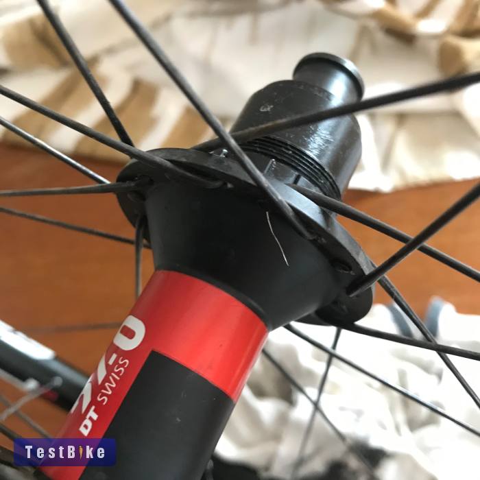 DT Swiss 240