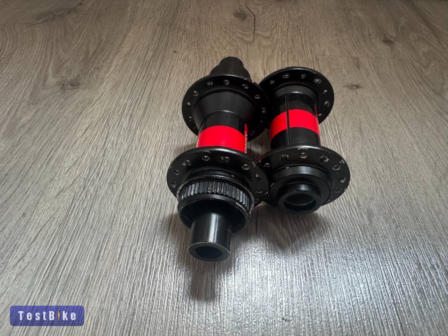 DT Swiss 240s 28h boost agyszett