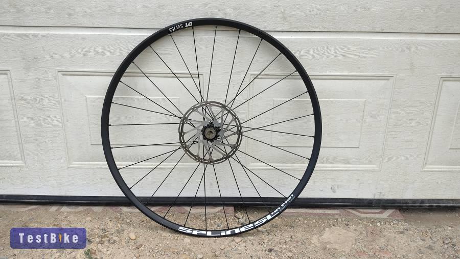 DT Swiss 29" Mtb első kerék