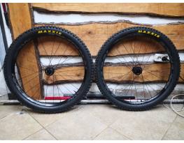 DT Swiss 350 X Race Face ARC30 kerekek