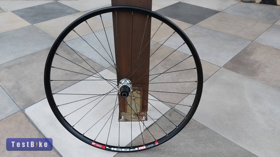DT Swiss 466D 29" Mtb hátsó kerék 12x142