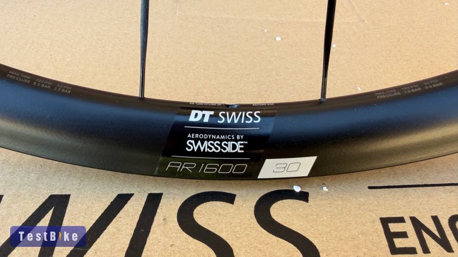 DT Swiss AR 1600 Spline 30 kerékszett