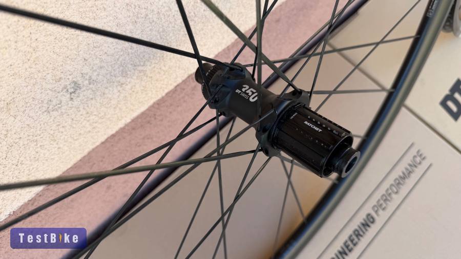 DT Swiss AR 1600 Spline 30 kerékszett