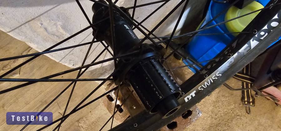 DT SWISS E 1900 29" 12x142 10-11 sebességes shimano