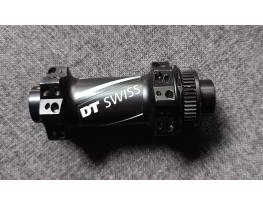 DT Swiss első agy 15*100