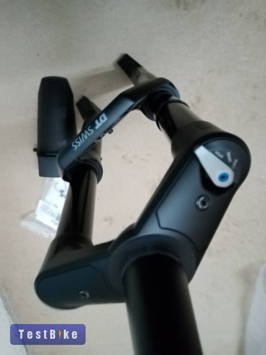 Új DT Swiss Fork F535 One 29" 150mm