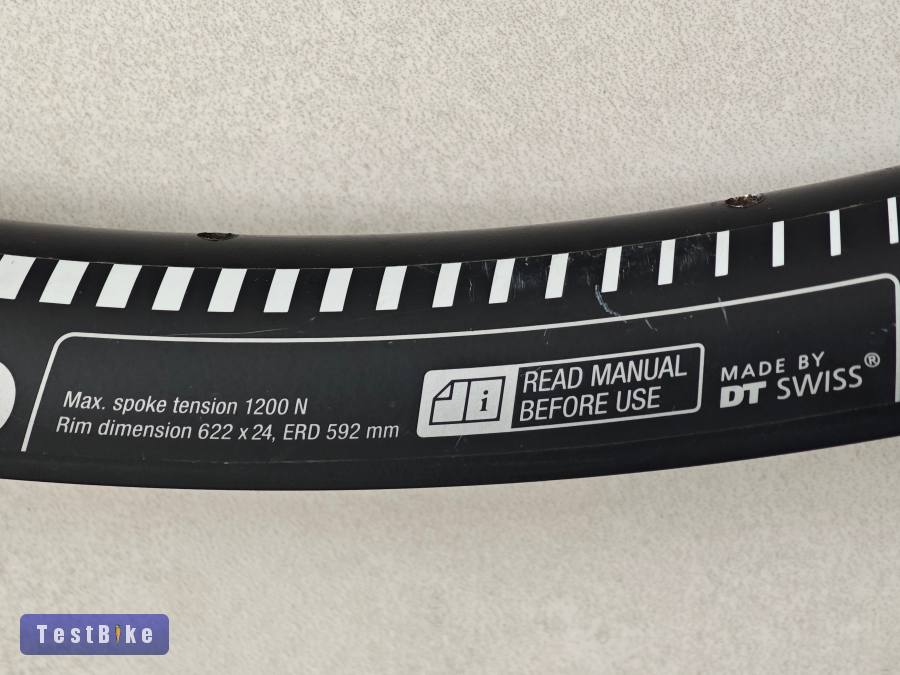 DT Swiss G540, 24x622, 32 lyukas, tárcsafékes gravel felni
