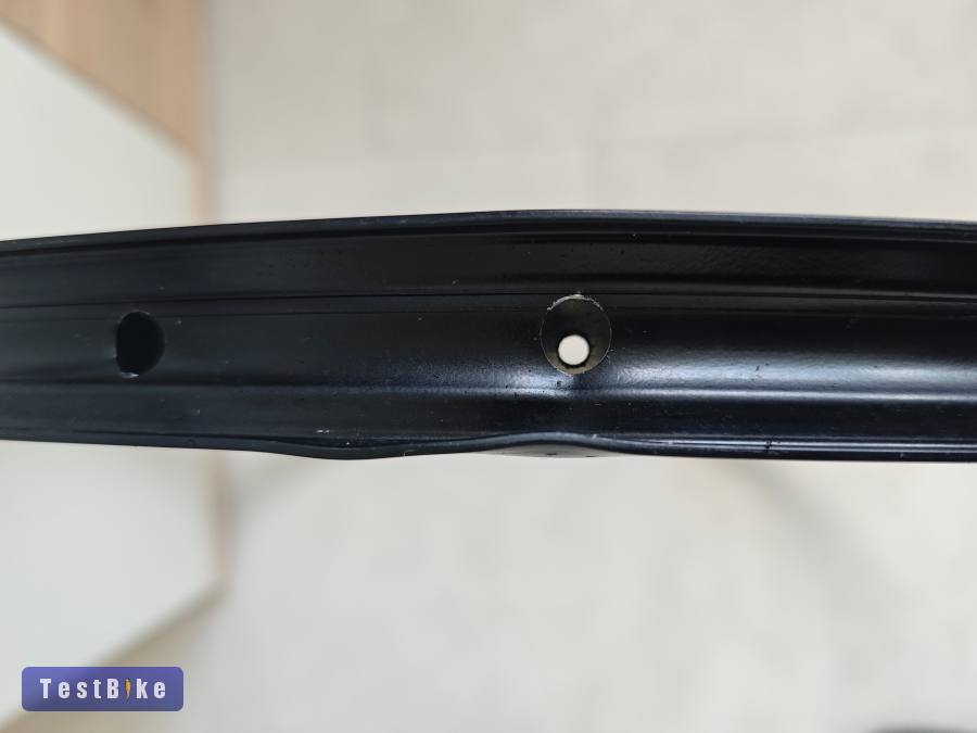DT Swiss G540, 24x622, 32 lyukas, tárcsafékes gravel felni