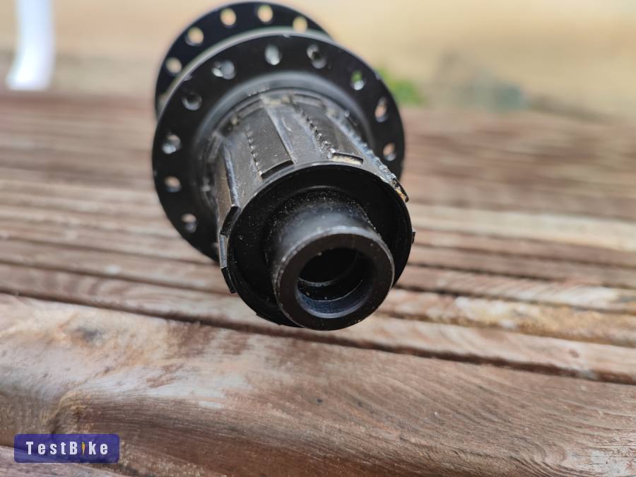 DT Swiss hátsó agy 