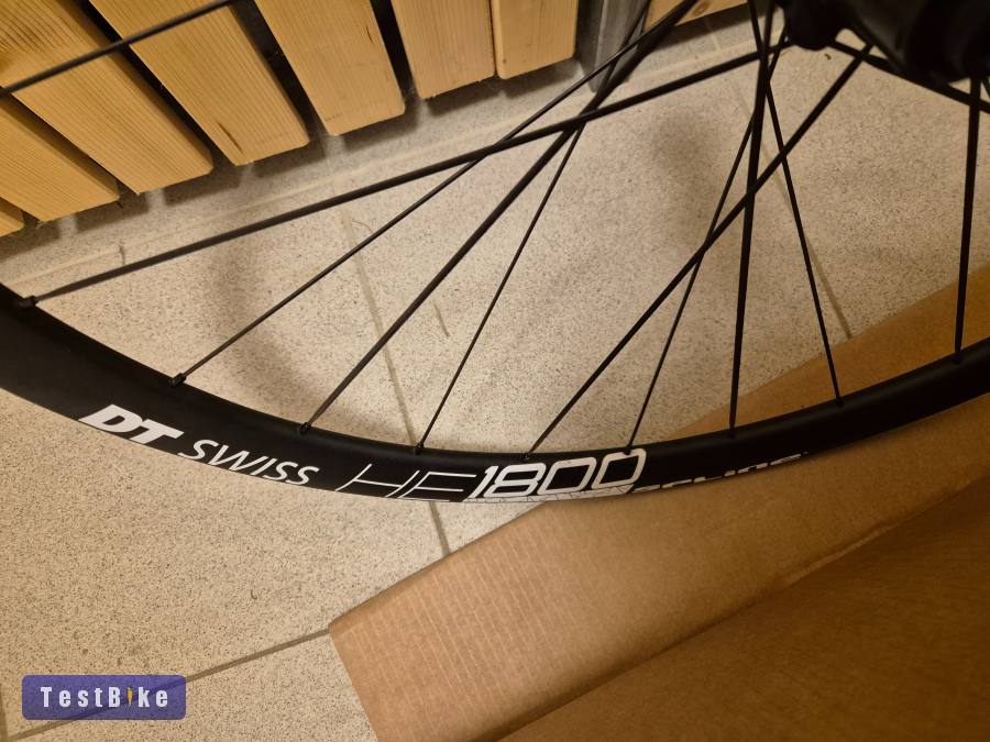 DT Swiss HE 1800 Spline 32 
