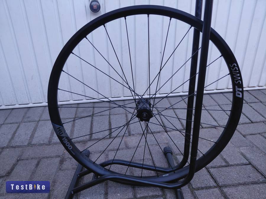 DT Swiss HU1900 27,5 első kerék
