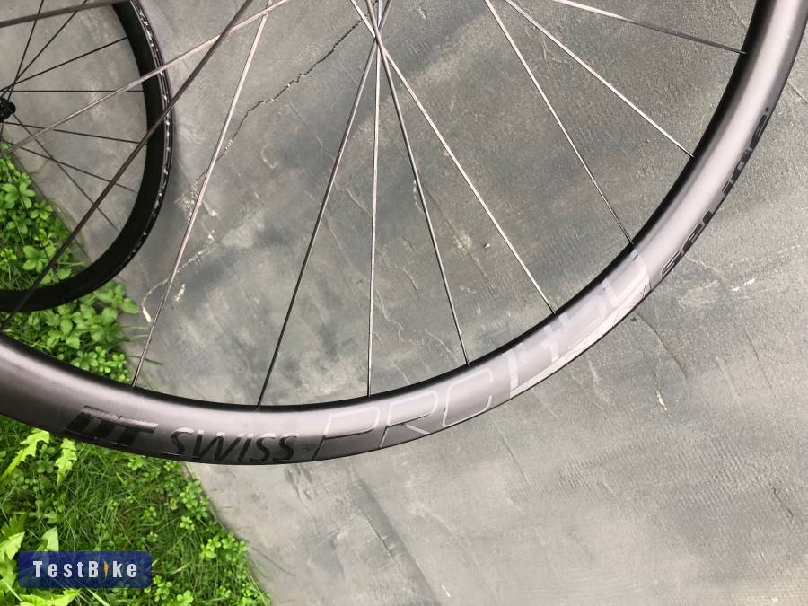 DT Swiss PRC 1450 Carbon 35mm országúti kerékszett Disc