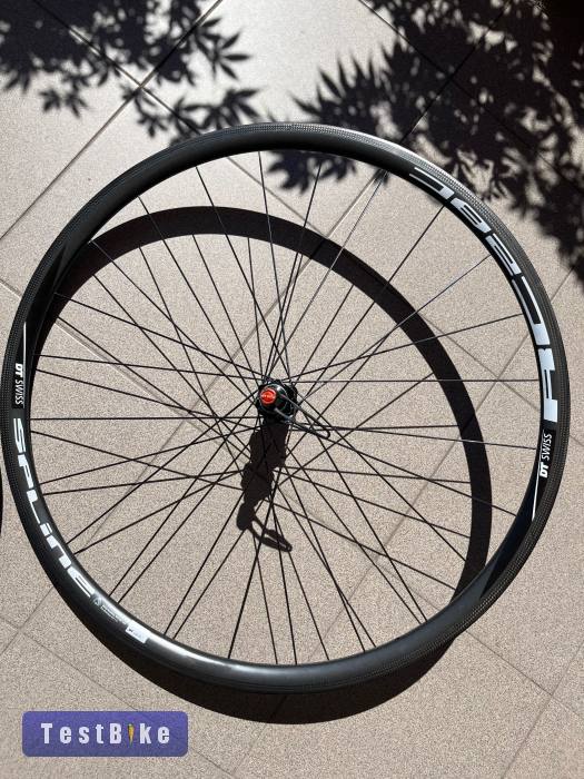 DT Swiss RC28C Spline felnifékes kerékszett