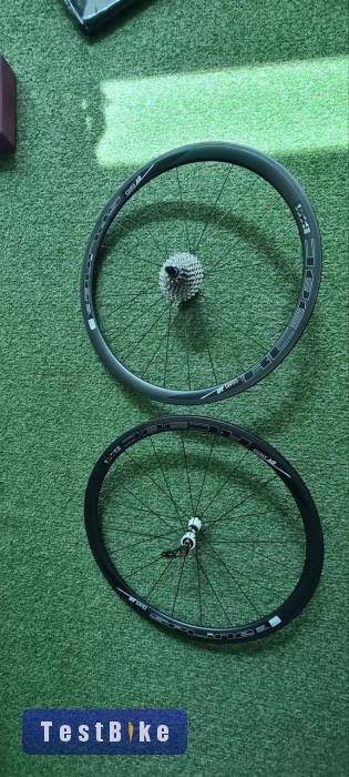 DT Swiss RC38 Spline C 700C (28") Carbon                    