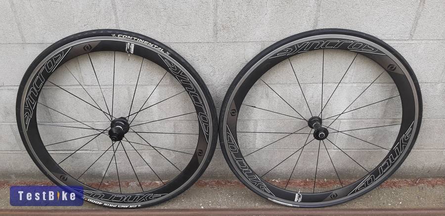 Dt swiss syncros karbon/alu országúti kerék szett-11 speed