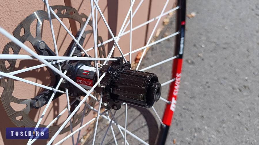 DT Swiss XR RS 29" + Shimano SM-RT67 féktárcsák