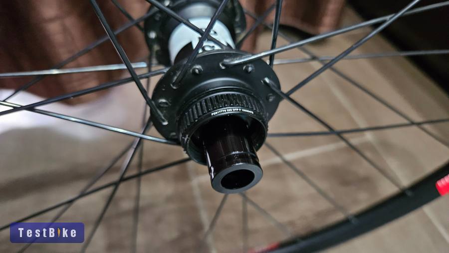 DtSwiss kerékszett Cannondale/Lefty Ocho boost vázakhoz