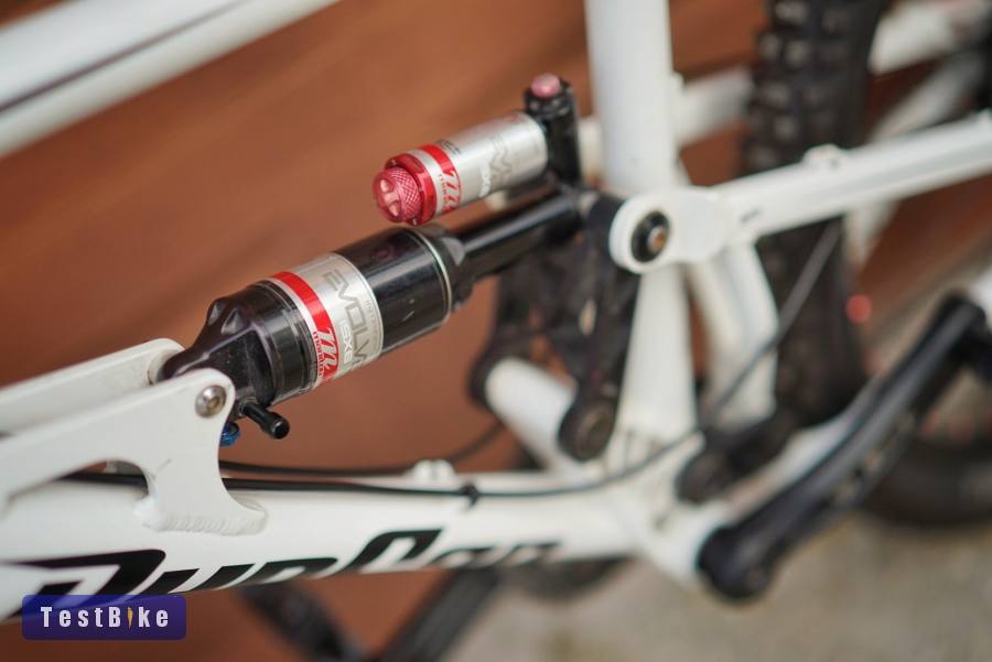 Duncon Tosa Inu freeride mtb kerékpár