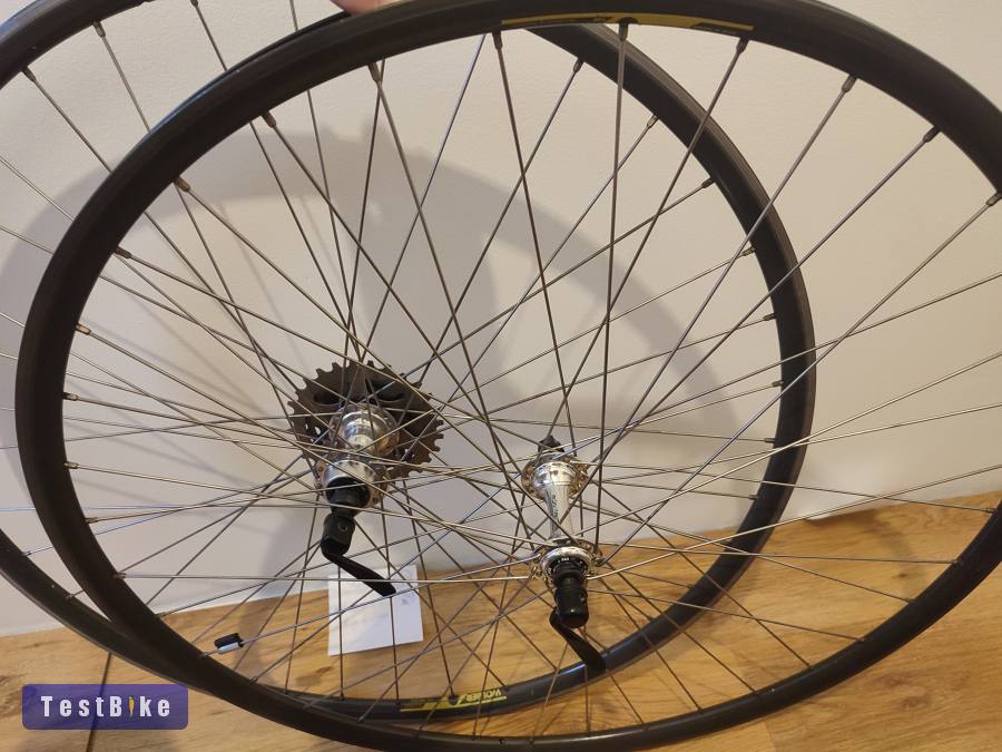 Dura Ace 8s országúti kerékszett