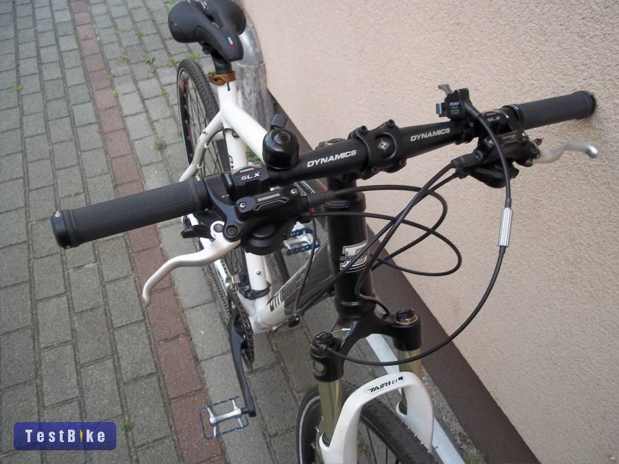 Dynamics sonic sl cross 28"