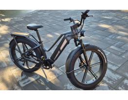 E-bike Fiido Titan gázkarral és rásegítéssel is (45 km/h)