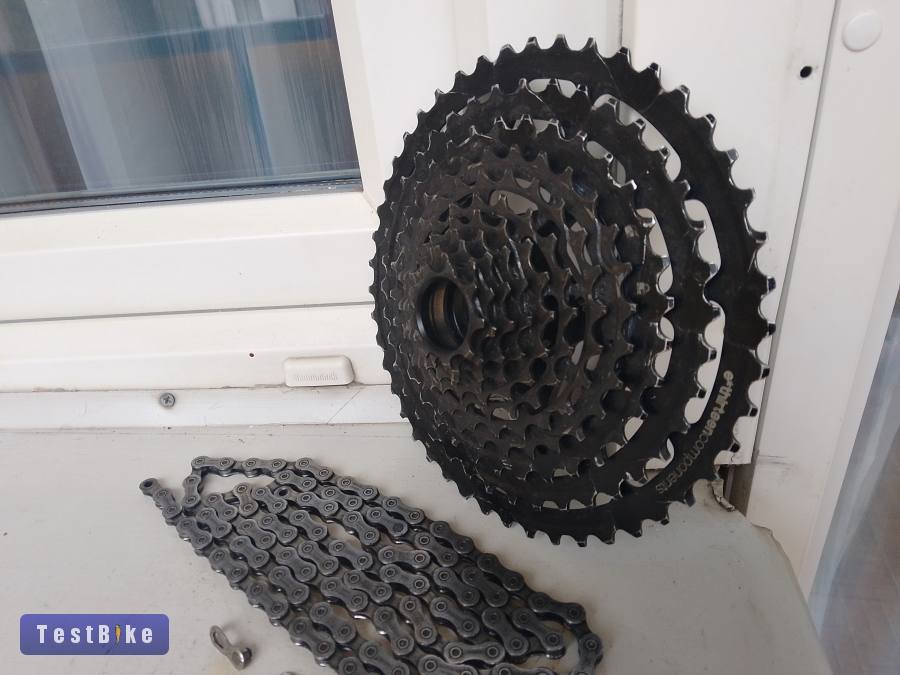 E thirteen 11seb 9-46 fogaskoszorú, Shimano cn-hg 601 lánc