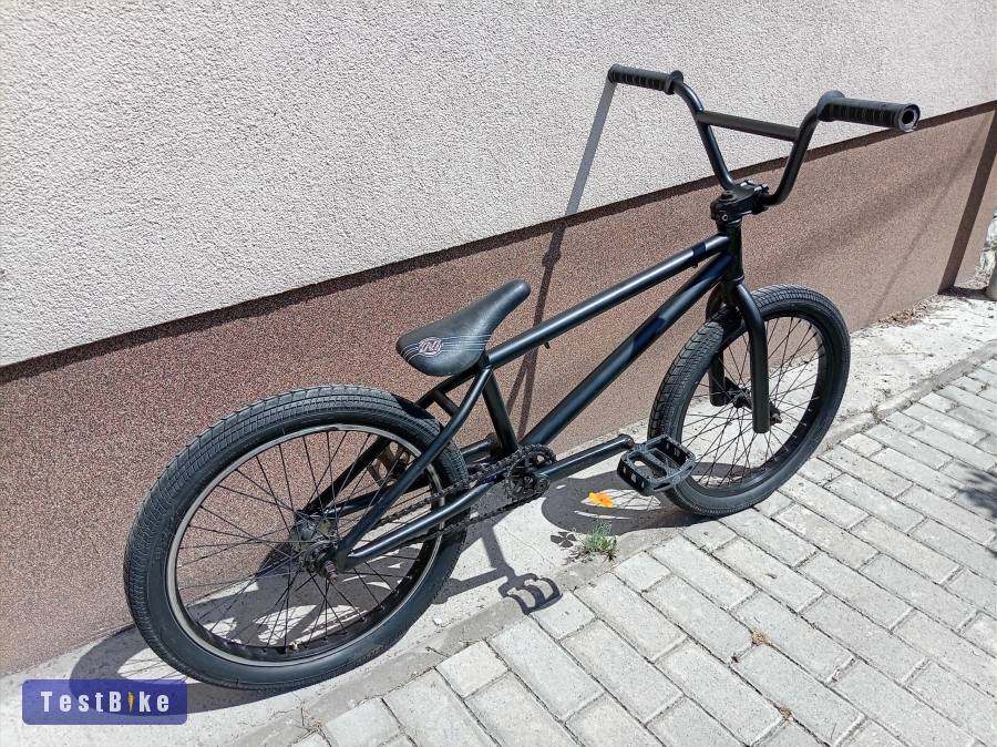Eastern Cobra BMX pump track