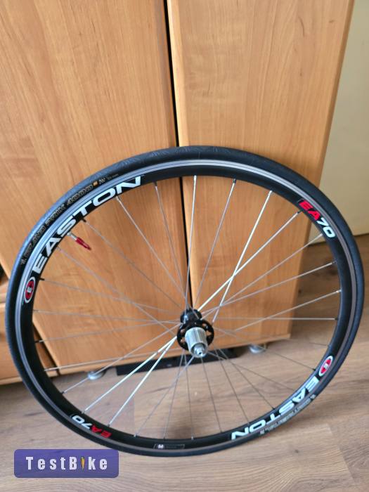 Easton EA70 kerékszett patika állapotban, gumikkal