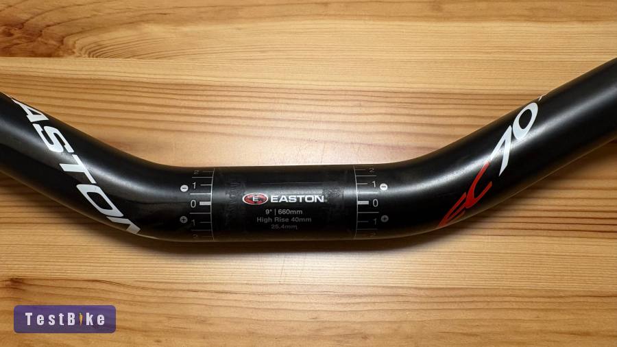 Easton EC70 XC karbon kormány 25,4/660 mm