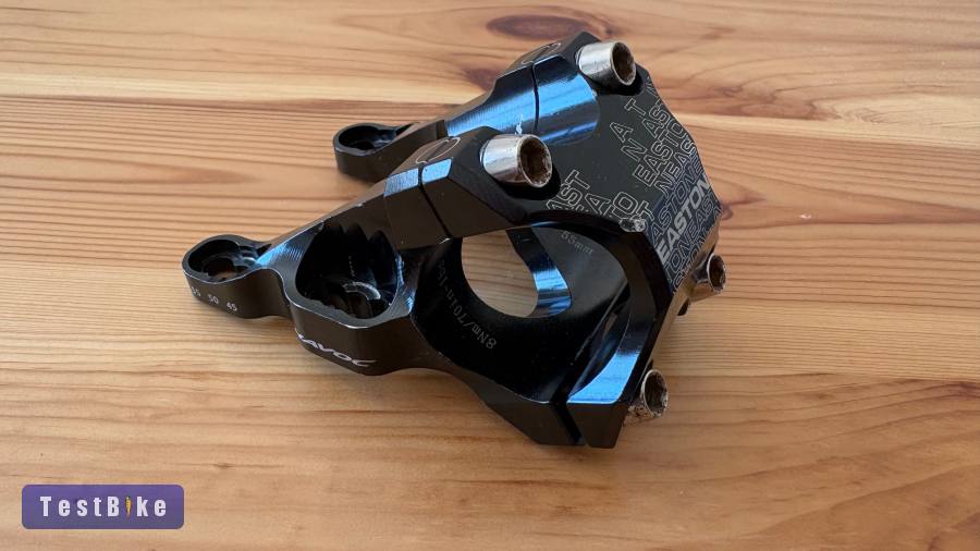 Easton Havoc integrált stucni