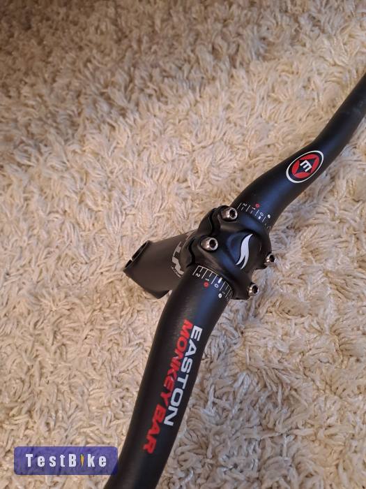 Easton kormány és Giant stucni