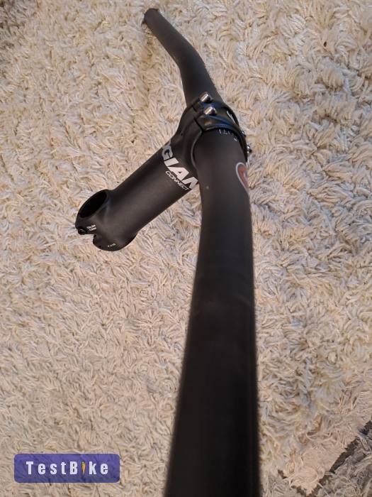 Easton kormány és Giant stucni