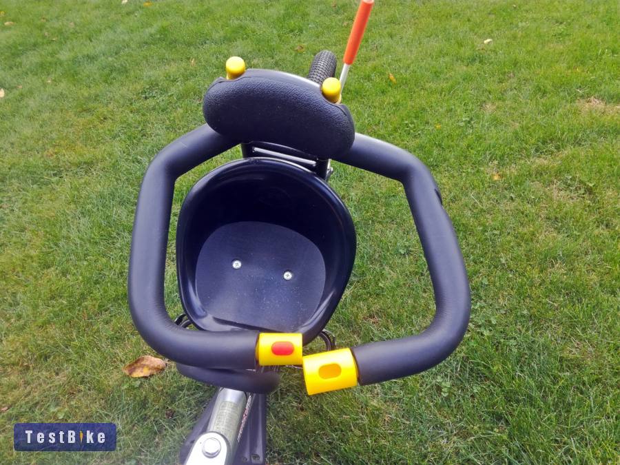 Egy nyomtávos kerékpár utánfutó