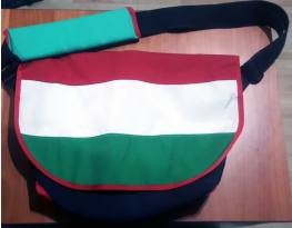 Egyedi Bagaboo Teenage Dirtbag oldaltáska (vadiúj)