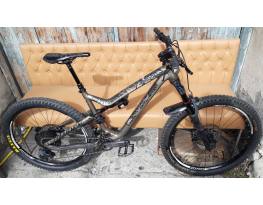 Egyedi Commencal Meta 4.2 27.5 M