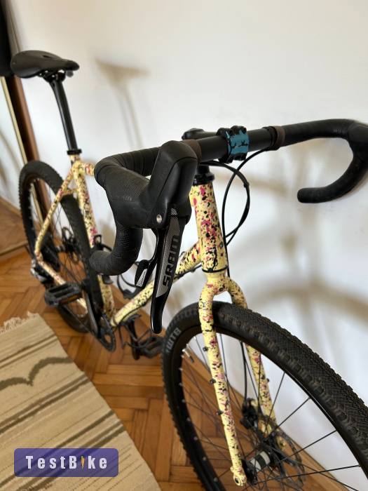 Egyedi Csepel Deepspace gravel (54 cm)