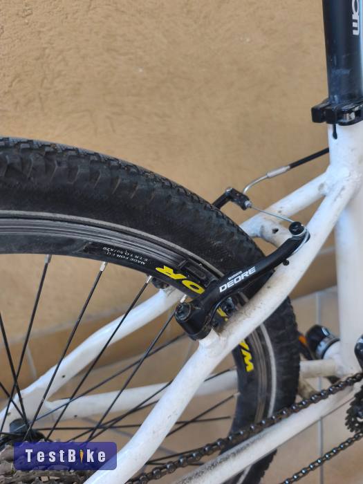 Egyedi építésű 24 junior MTB 