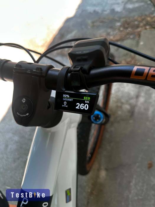 Egyedileg átalakított Új (260 km) Cube Stereo Hybrid 120 pro