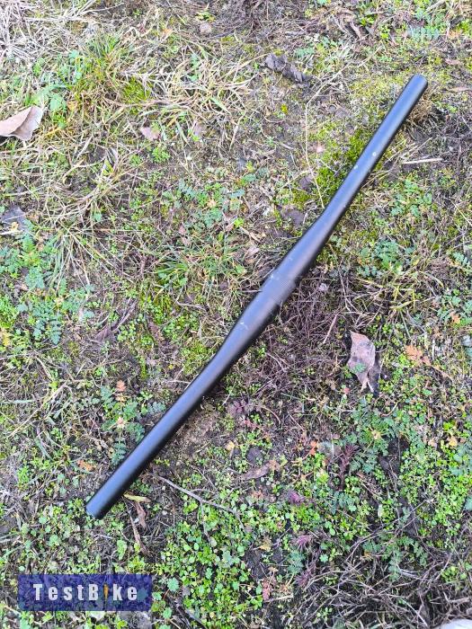 Egyenes kormány 580x0x31,8