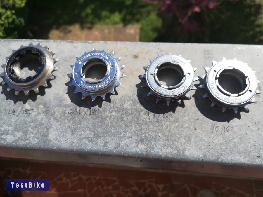 Egysebességes szabadonfutó, racsni