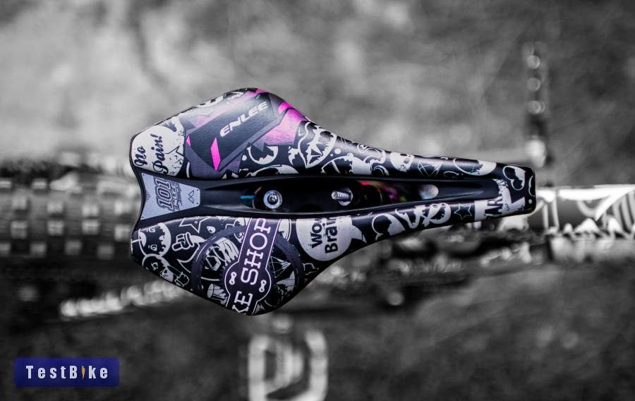 Eladnám cube two15 race 27,5 2018  L