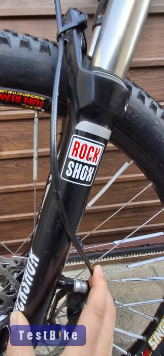 Eladó  használt kona mtb épített 