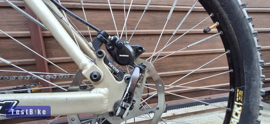 Eladó  használt kona mtb épített 