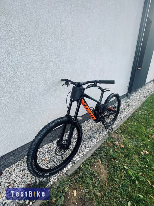 Eladó 2018 kona operátor 