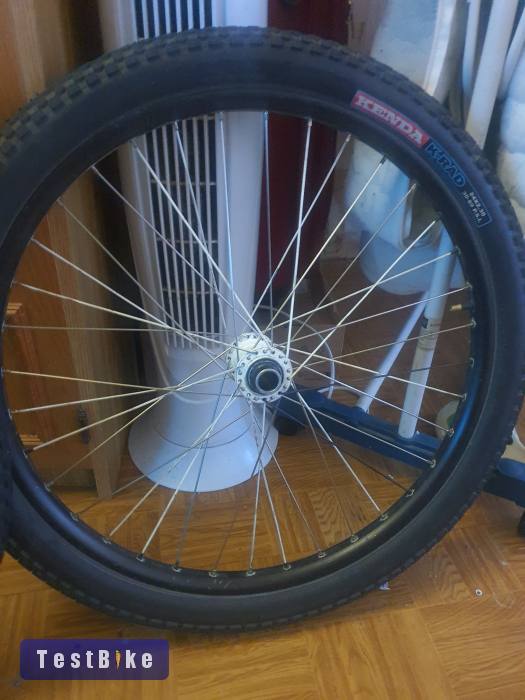 Eladó 24 komplett street kerekek 