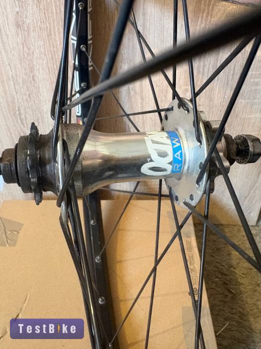 Eladó 26os dirt jumper kerekem