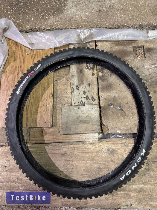 Eladó 27.5 DH/Enduro külsők