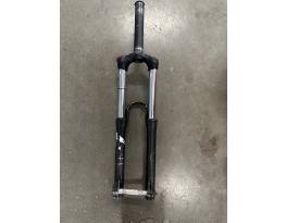 Eladó alkatrésznek 1,5” Manitou teleszkóp