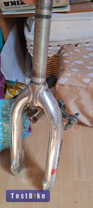 Eladó aluminium flatland KHE márkáju BMX villa