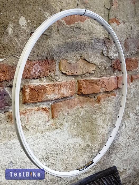 Eladó Ambrosio Excursion felni